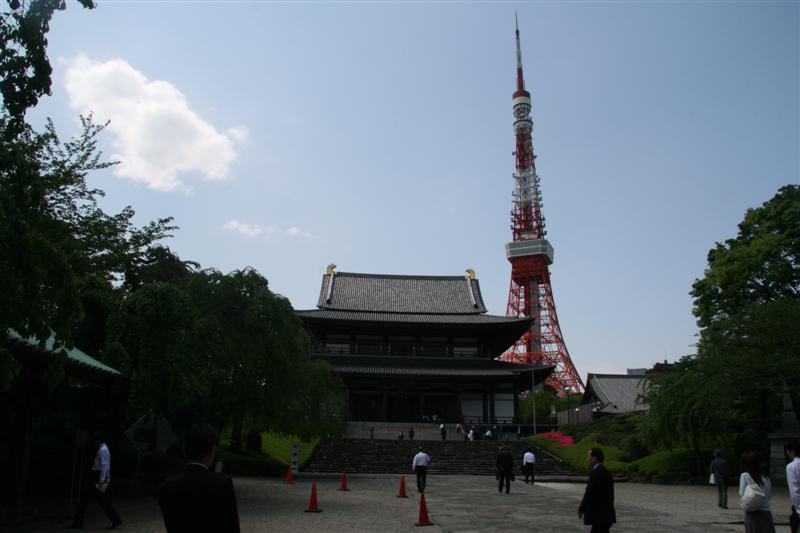 Tokyo Tower and Shogan's Palace.jpg