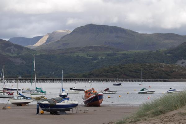 Cadair Idris with yachts.jpg